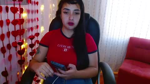 Snapshot of anniehh_ chatting on 03-12-25, 07:06 Annie Independent model Hello all offline tokens are appreciated thank you for your support.33 online show from 03-12-25, 07:06