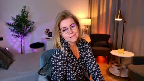 Annie online show from 05-19-26, 06:53