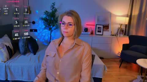 Annie online show from 06-24-26, 06:45