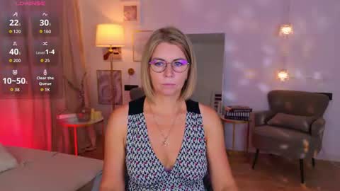 Annie online show from 07-27-26, 06:31