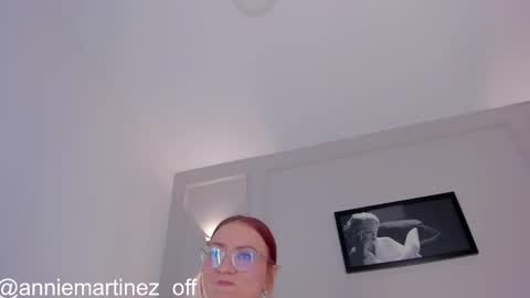 Annie online show from 02-23-25, 11:44