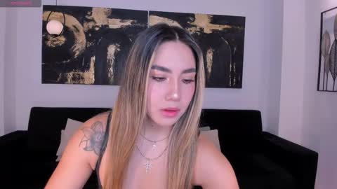 Annie Monroe online show from 11-10-25, 11:42