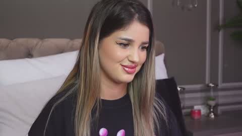 AnnieStyles online show from 01-08-25, 10:37