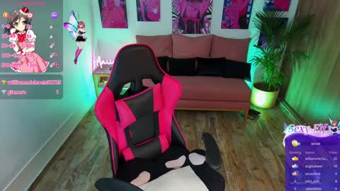 Snapshot of anniesweett01 chatting on 01-13-25, 01:02 Annie FROM 8AM TO 4PM CDT online show from 01-13-25, 01:02