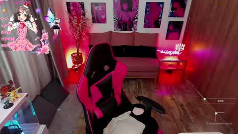 Snapshot of anniesweett01 chatting on 09-19-25, 02:51 Annie FROM 8AM TO 4PM CDT online show from 09-19-25, 02:51