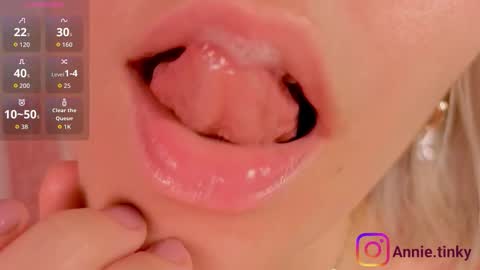 annietinky online show from 03-08-26, 02:04