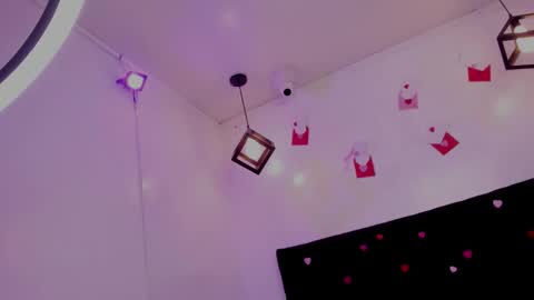 Annie Evans  online show from 02-13-26, 07:04