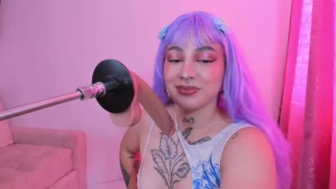 Snapshot of annika_03 chatting on 09-28-25, 05:51 Gise. online show from 09-28-25, 05:51