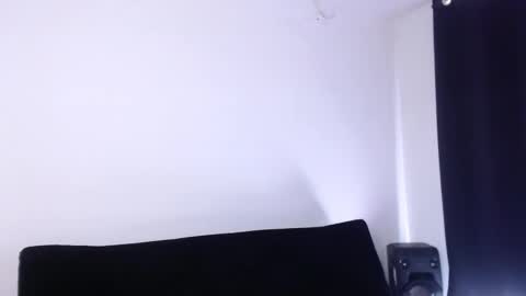 Snapshot of anniwine_ chatting on 11-03-25, 05:58 Anni Wine online show from 11-03-25, 05:58