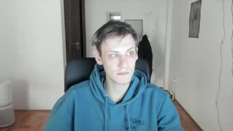    online show from 12-18-25, 09:48