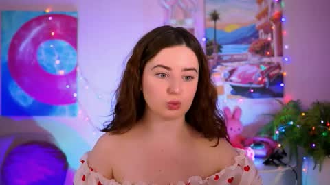 Snapshot of annterry chatting on 12-19-25, 12:45 Ann Terry 3 online show from 12-19-25, 12:45