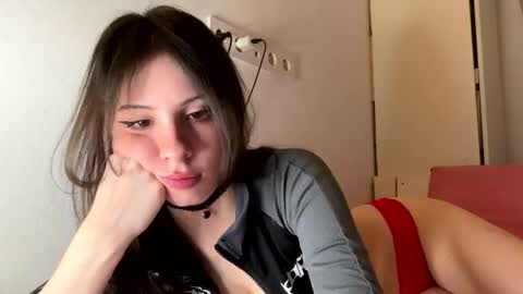 Ana online show from 10-21-25, 01:23