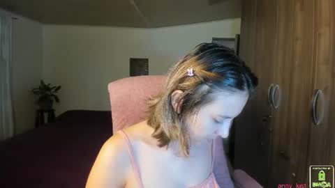 Issabela online show from 07-23-26, 04:05