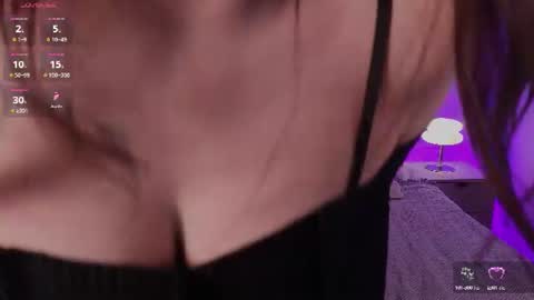 Snapshot of anny_ray_ chatting on 08-07-26, 11:07 Anny online show from 08-07-26, 11:07