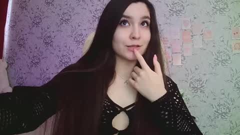 Annie online show from 02-28-25, 10:20