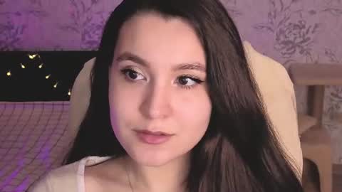 Annie online show from 06-27-26, 04:28