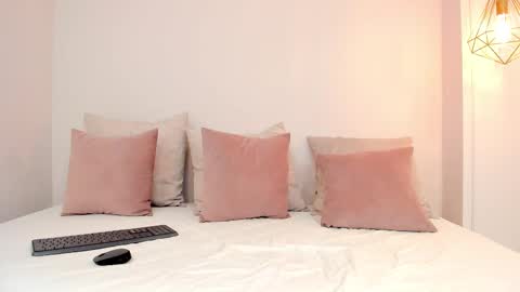 Snapshot of anny_taylorr_ chatting on 03-05-25, 07:49 Anny  online show from 03-05-25, 07:49