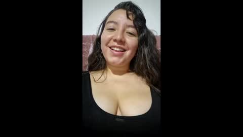 Snapshot of annyaparis29 chatting on 03-06-26, 01:35 Annya paris online show from 03-06-26, 01:35