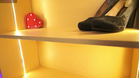 Ana online show from 12-04-25, 11:41