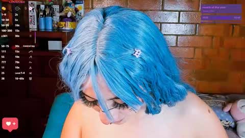 Snapshot of annycolin chatting on 10-31-25, 05:41 Anny IG online show from 10-31-25, 05:41