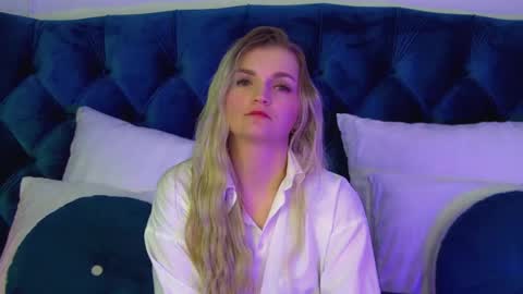 annyraii online show from 02-09-26, 06:06