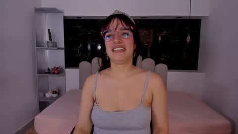 Snapshot of annyrosee chatting on 01-31-26, 07:45 Anny online show from 01-31-26, 07:45