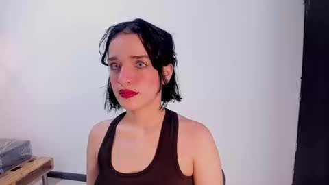 Snapshot of annyrosee chatting on 03-13-26, 08:26 Anny online show from 03-13-26, 08:26