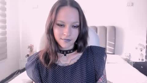AnnyT online show from 02-18-26, 10:06
