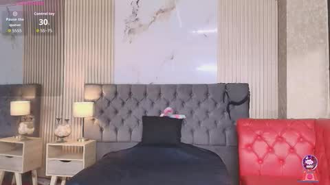 Snapshot of annyxhot chatting on 03-26-26, 11:38 AnnyXhot online show from 03-26-26, 11:38