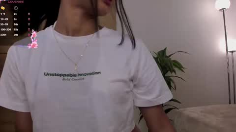 Snapshot of annyz09 chatting on 03-11-25, 04:32 Annyz online show from 03-11-25, 04:32