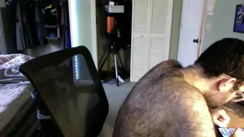 Snapshot of anonman12 chatting on 10-12-25, 12:26 anonman12 online show from 10-12-25, 12:26