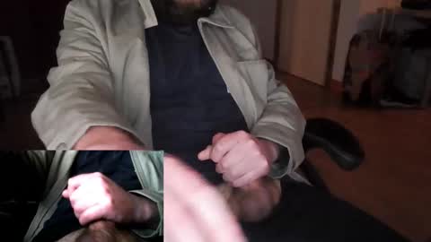 anontraveller online show from 11-25-25, 06:08