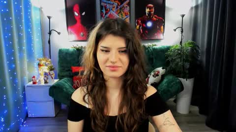 Snapshot of anoradark chatting on 12-15-25, 06:45 Anora online show from 12-15-25, 06:45