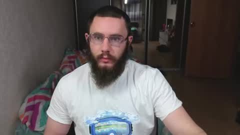 Ant online show from 06-14-26, 10:45