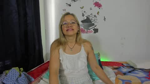 Snapshot of anthonela_mature_ chatting on 01-23-25, 05:10 anthonela_mature_ online show from 01-23-25, 05:10