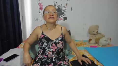 Snapshot of anthonela_mature_ chatting on 10-11-25, 07:01 anthonela_mature_ online show from 10-11-25, 07:01