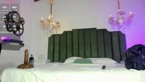 Snapshot of anthonela_russo chatting on 10-25-25, 03:58 anthonela online show from 10-25-25, 03:58