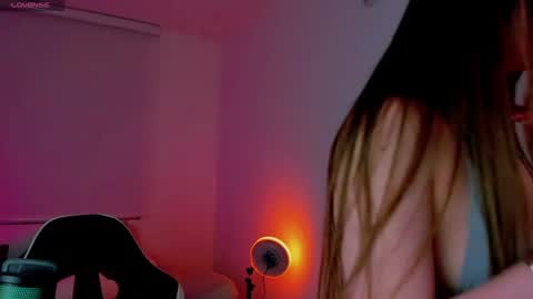 Snapshot of anthonelaa777 chatting on 08-07-26, 02:35 Anthonela online show from 08-07-26, 02:35