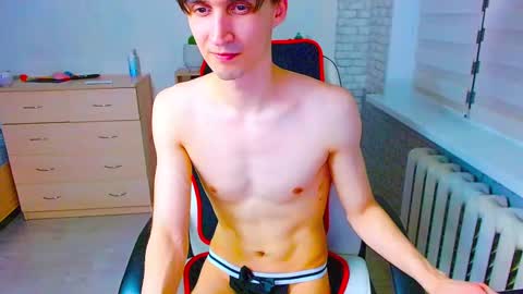 Snapshot of anthony_broown chatting on 02-14-25, 09:32 anthony_broown online show from 02-14-25, 09:32