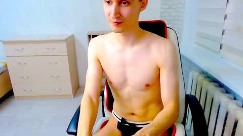 Snapshot of anthony_broown chatting on 10-29-25, 09:49 anthony_broown online show from 10-29-25, 09:49