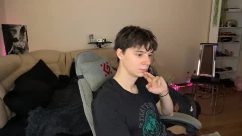 Snapshot of anthonycutie chatting on 01-19-26, 11:03 Anthony online show from 01-19-26, 11:03