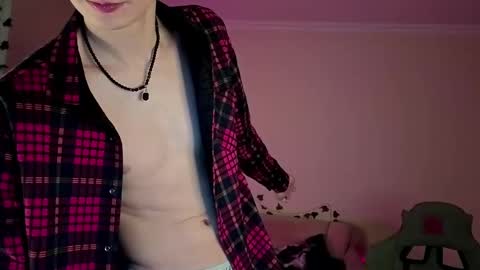 Snapshot of anthonycutie chatting on 03-02-26, 05:19 Anthony online show from 03-02-26, 05:19