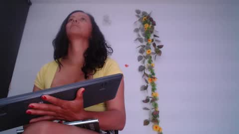 Antonella online show from 02-18-25, 08:27