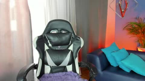 Antonella online show from 04-24-26, 08:44