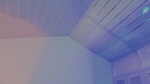 Snapshot of antonella_1998_ chatting on 07-01-26, 01:45 Antonella online show from 07-01-26, 01:45