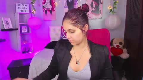    online show from 12-15-25, 12:53