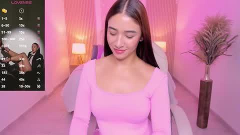  Antonella Grayy  online show from 12-18-25, 11:05