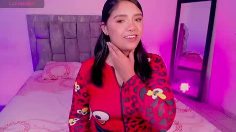 Snapshot of antonella_hot_x chatting on 02-14-26, 12:07 Antonella online show from 02-14-26, 12:07