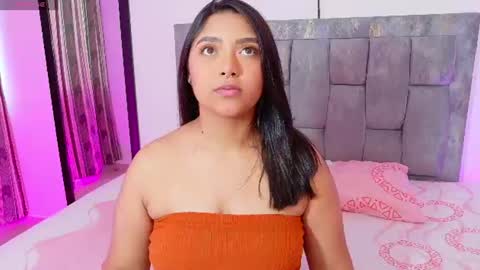 Snapshot of antonella_hot_x chatting on 07-06-26, 10:34 Antonella online show from 07-06-26, 10:34