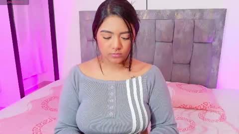 Snapshot of antonella_hot_x chatting on 07-14-26, 02:38 Antonella online show from 07-14-26, 02:38